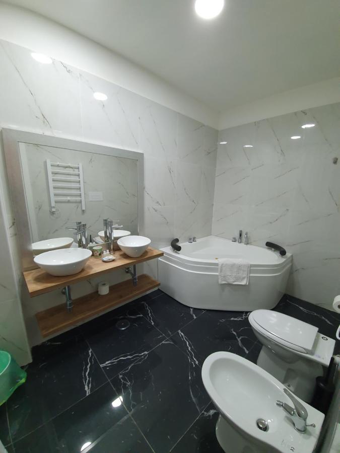 Boutique Dei Greci Hotel Naples Exterior photo